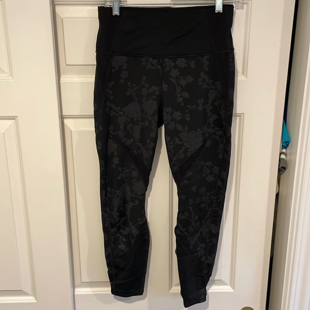 Athleta Moonlight Precision 7/8 Tight